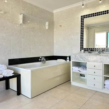 Apartment Relax Nou Fontana 200m2 5min *