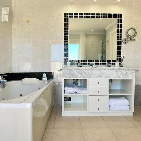 Apartment Relax Nou Fontana 200m2 5min *